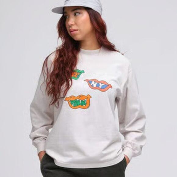 OnlyNY‎ NY Smiles Long Sleeve T-Shirt Natural Size XS - Picture 1 of 7